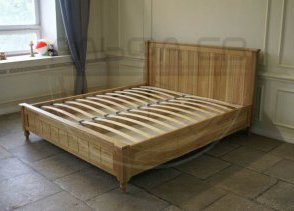 Кровать из дерева на заказ К-028 в спальню фото