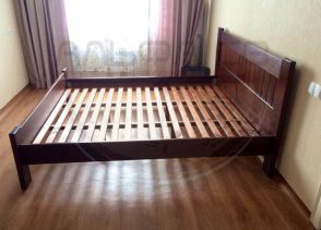 Кровать из дерева на заказ К-026 в спальню фото